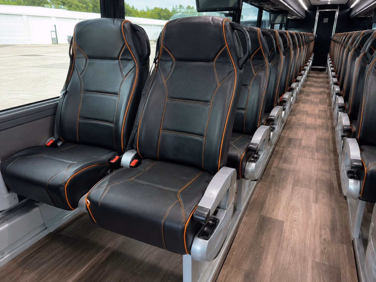 charter bus rentals for redding weddings