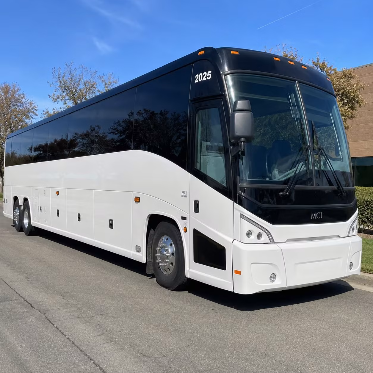 corporate event bus rentals for redding conferences and business functions