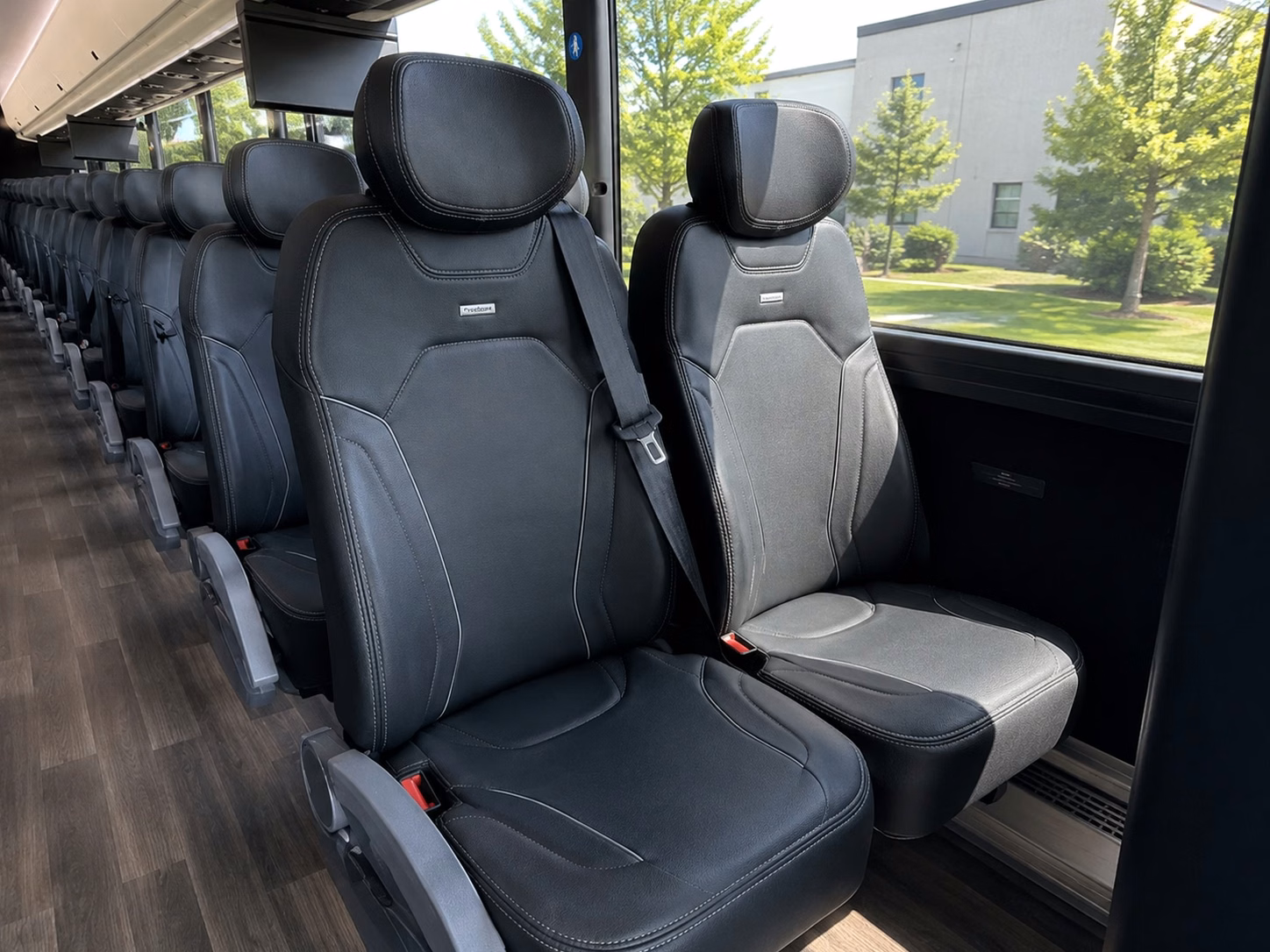 does the day of the week change what a bus costs in redding california