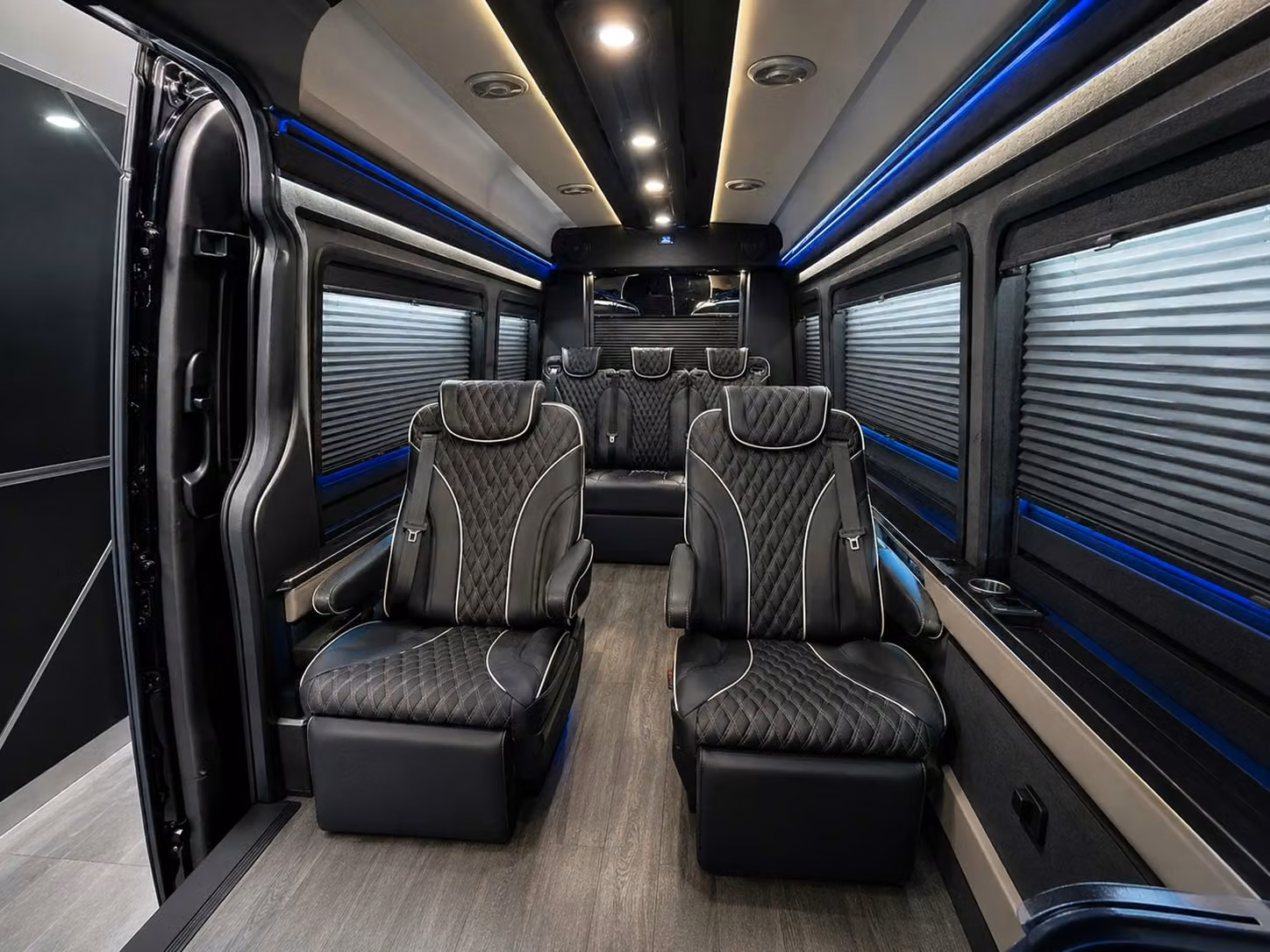 hotel to airport shuttle services for groups visiting redding
