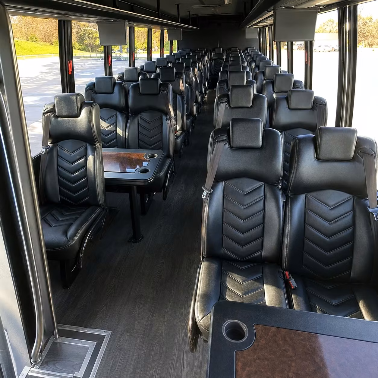 redding 28 passenger minibus rental