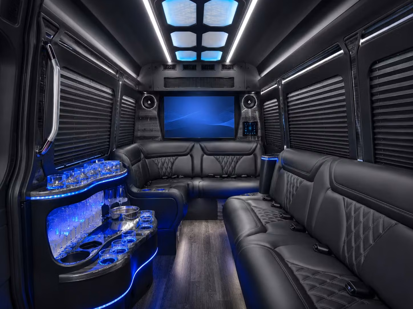 your redding sports team deserves reliable group transportation to every game